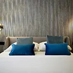 Omnia Luxury 3*