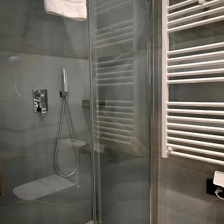 Omnia Luxury Salerno