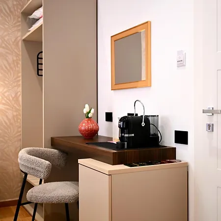 Nocleg ze śniadaniem Omnia Luxury 3*