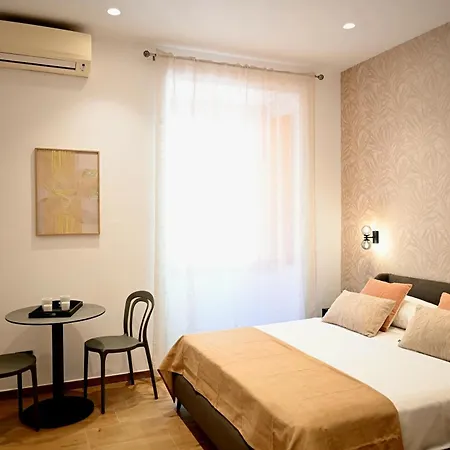 Omnia Luxury Frühstückspension Salerno
