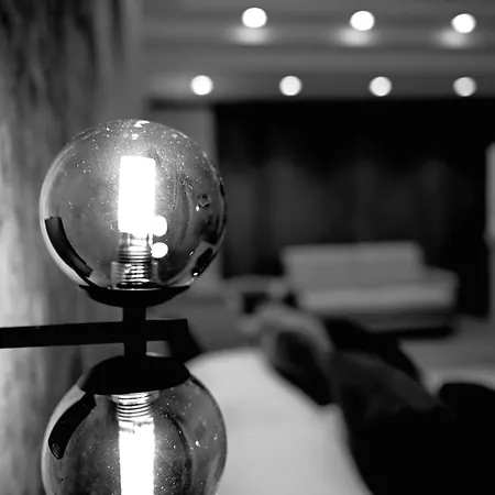 فندق مبيت وإفطار Omnia Luxury