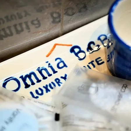 Bed & Breakfast Omnia Luxury Salerno