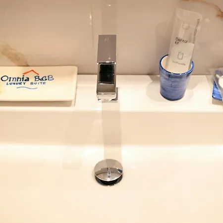 Bed & Breakfast Omnia Luxury Salerno