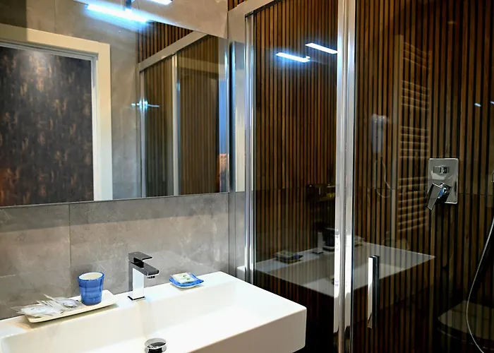 Omnia Luxury Alojamento de Acomodação e Pequeno-almoço Salerno