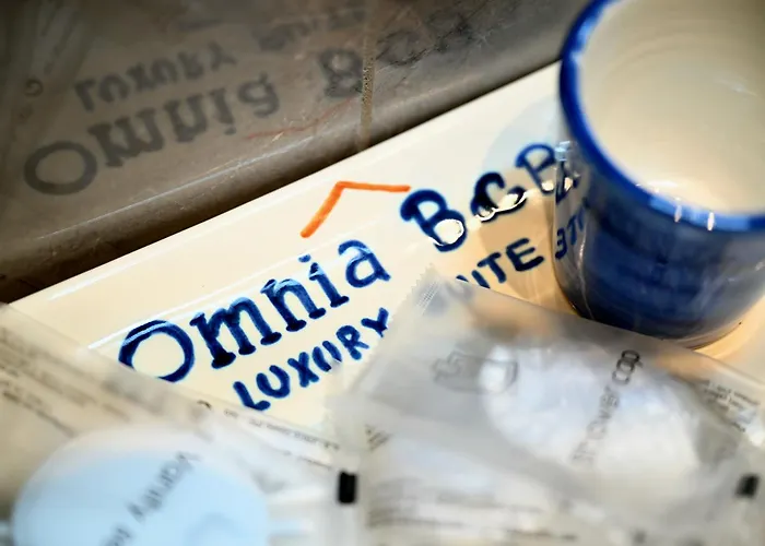 Alojamento de Acomodação e Pequeno-almoço Omnia Luxury Salerno